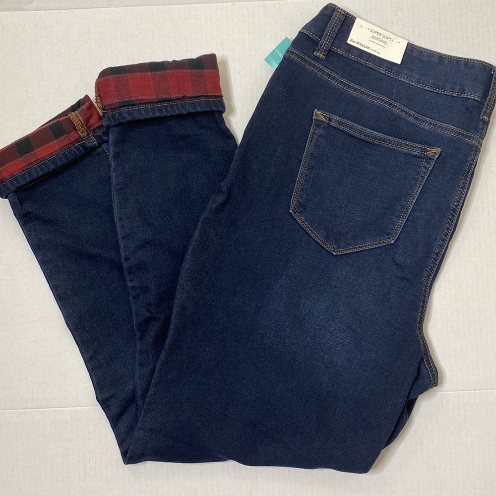 Maurice’s Super Soft Jegging mid rise flannel cuff dark wash size 20W NWT